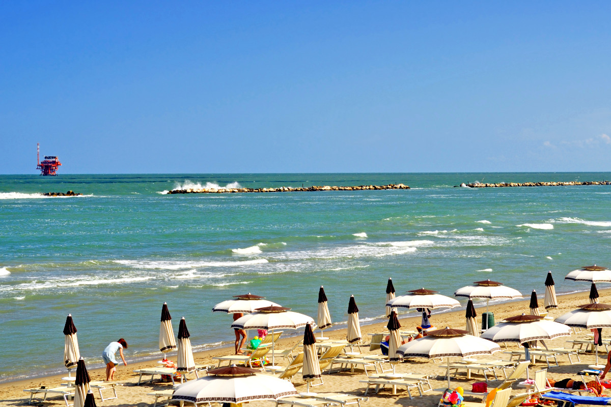 hotel family hotel marina beach   lido adriano   00